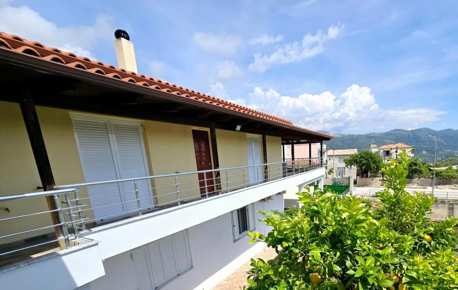 Philoxenia Guest House Himara Kültér fotó