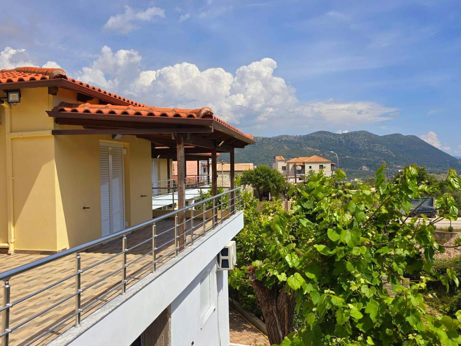 Philoxenia Guest House Himara Kültér fotó